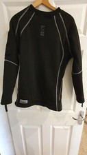 Ladies 14-16 4th Element Arctic Thermal Undersuit  Top - last time at this price