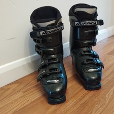Ski Boots Nordica 77 UK Size 9