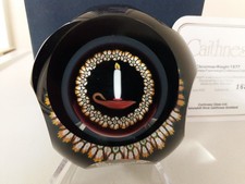 CAITHNESS 'CHRISTMAS WEIGHT 1977' BOX & CERT. 162/500 - WILLIAM MANSON Signed.