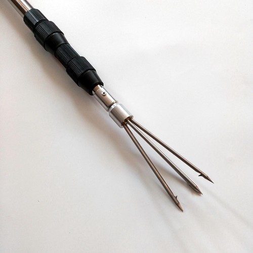 Gig head barbed diving spear - head,