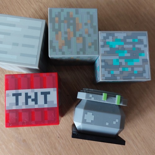 Minecraft overworld figures - overworld,
