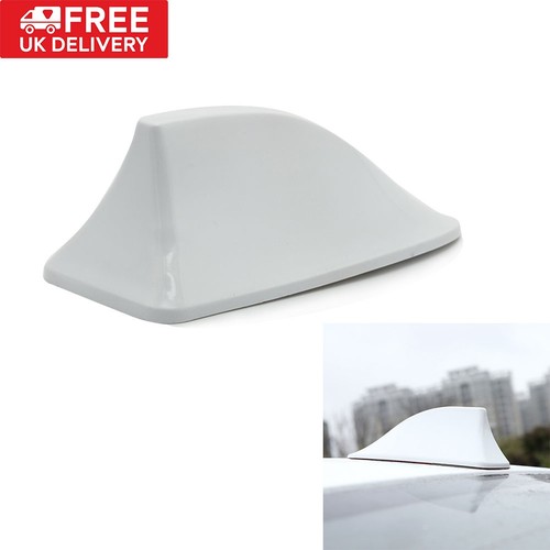 Car shark fin roof antenna - car, fin-roof
