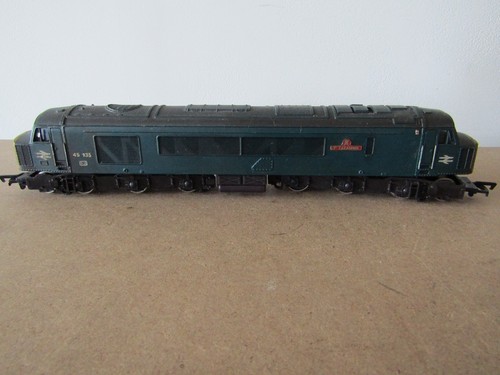 Mainline diesel locomotive - ,