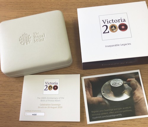 Royal mint empty coin - royal,