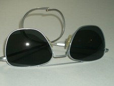 52[]20 AMERICAN OPTICAL USA