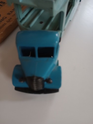 Dinky toy old bedford car - dinky,