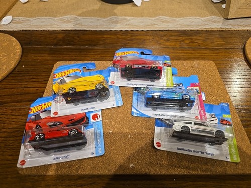 Hot wheels die cast models - wheels, x5