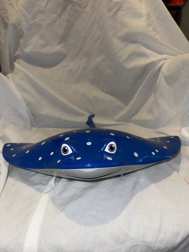 Disney pixar ray - pixar, stingray