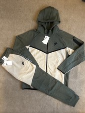 Nike Men's Tech Fleece