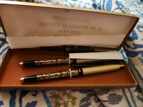 Vintage set ballpoint pens - of,