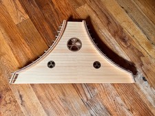 EMS Plucked Psaltery
