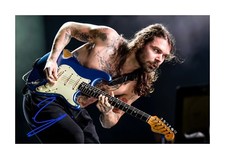 Simon Neil Biffy Clyro A4