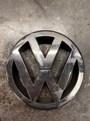 Mk5 golf front grille - mk5, badge