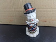 conisbrough crested China cat by Carlton China