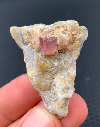 100 beautiful pink imperial - ct,