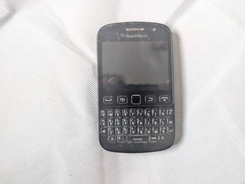 Blackberry 9720 qwerty - blackberry,