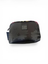 (422WN) Ted Baker London