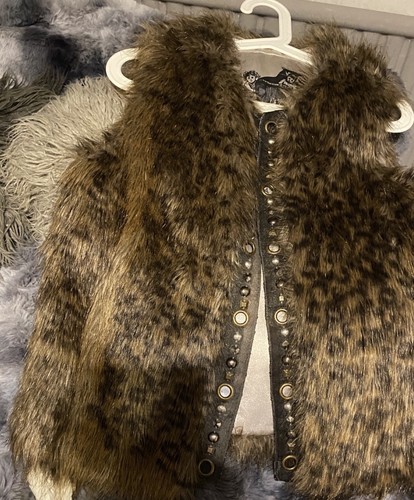 River island size faux - 8/34,