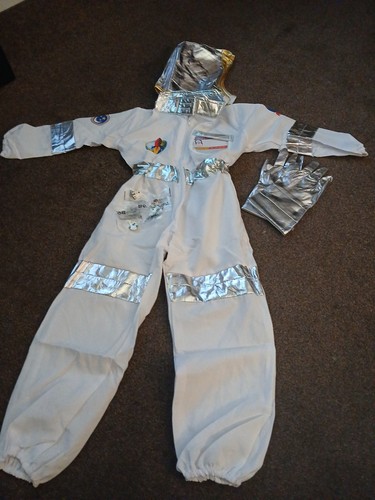 Astronaute dressing costume - astronaute, up