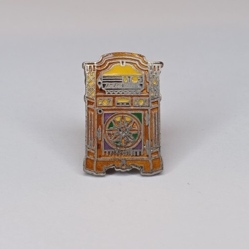 Vintage enamel pin jukebox - vintage,
