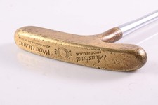 Acushnet Bullseye Putter / 35