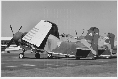 Douglas skyraider aviation - douglas,