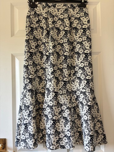 Eastex black white floral - black,
