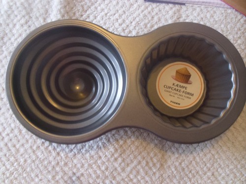 Wilton baking pan - 2-in-1,