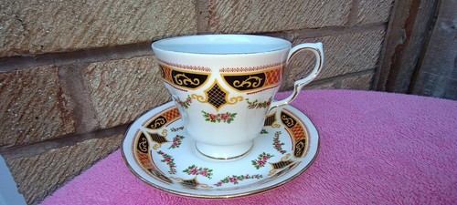 Colclough countess teacup - colclough,