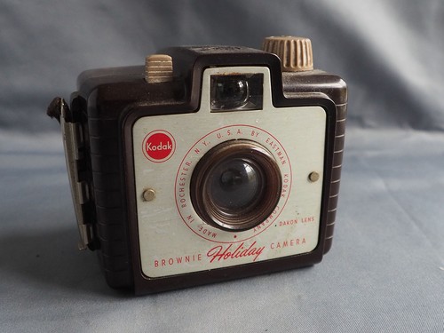 Kodak brownie holiday bakelite - brownie,