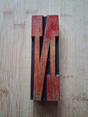 Huge wooden letterpress - huge,
