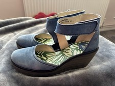 Fab Pair Fly Of London Sandals