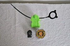 FLAME SAGGITARO HASBRO METAL FUSION BEYBLADE SPINNER, LAUNCHER & RIP CORD LOT 16