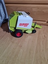Bruder 1:16 Claas Rollant 250 Round Straw Bailer Trailer 1132/01 Farm Machinery 