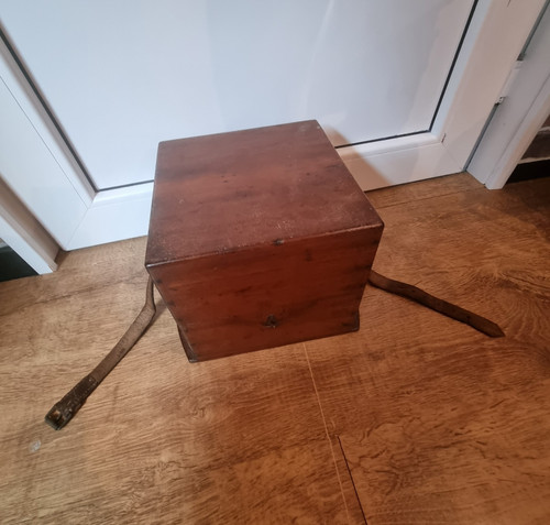 Marine chronometer transport - marine,