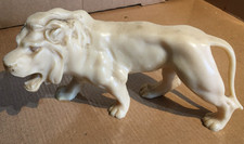 White resin/? tiger/lion