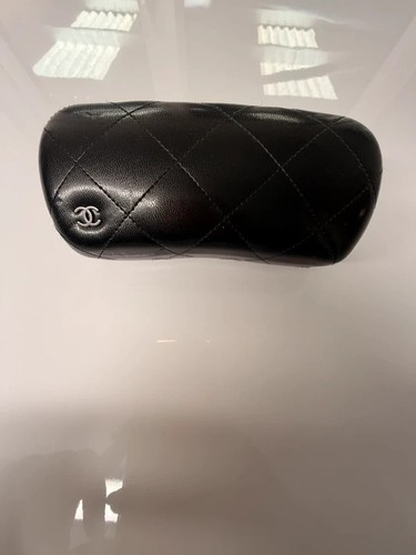 Authentic chanel quilted - authentic,