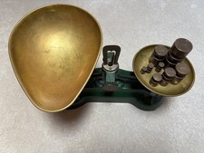 Vintage kitchen scales - scales, green