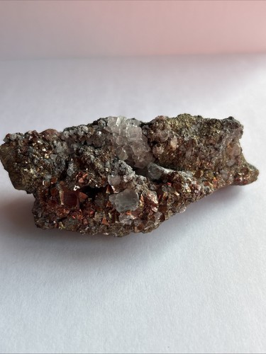 Raw crystal chunk with iron - chunk,