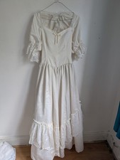 Vintage Ivory Cream Lace Puff