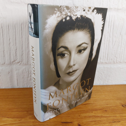 Margot fonteyn biography - margot,