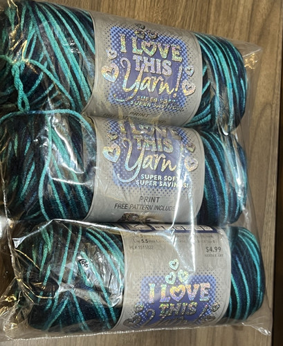 Love this yarn prints - love,