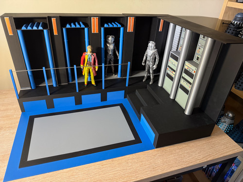 Who scale diorama - dr,
