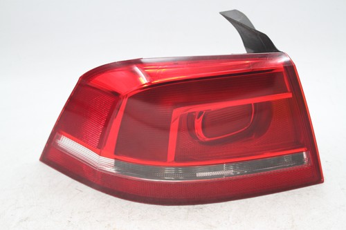 Volkswagen passat saloon - volkswagen,
