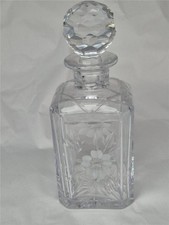 Royal  Albert  crystal Whisky / Spirtits  decanter Old Country Roses 25 cm tall