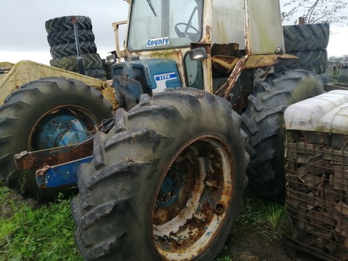 County tractor 1174 breaking - 1174,