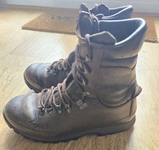 Men's Altberg Combat Boots UK Size 9