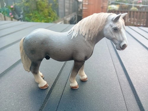 Schleich grey male horse 2006 - schleich,