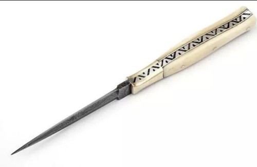 Damascus double edged slick - damascus,