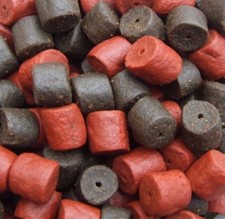 PRE-DRILLED HALIBUT PELLETS 8MM MIXED RED AND BLACK 80G SESSION PACK